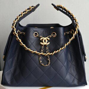 Classic CHANEL Bag: A Stylish and Versatile Choice for Elegance